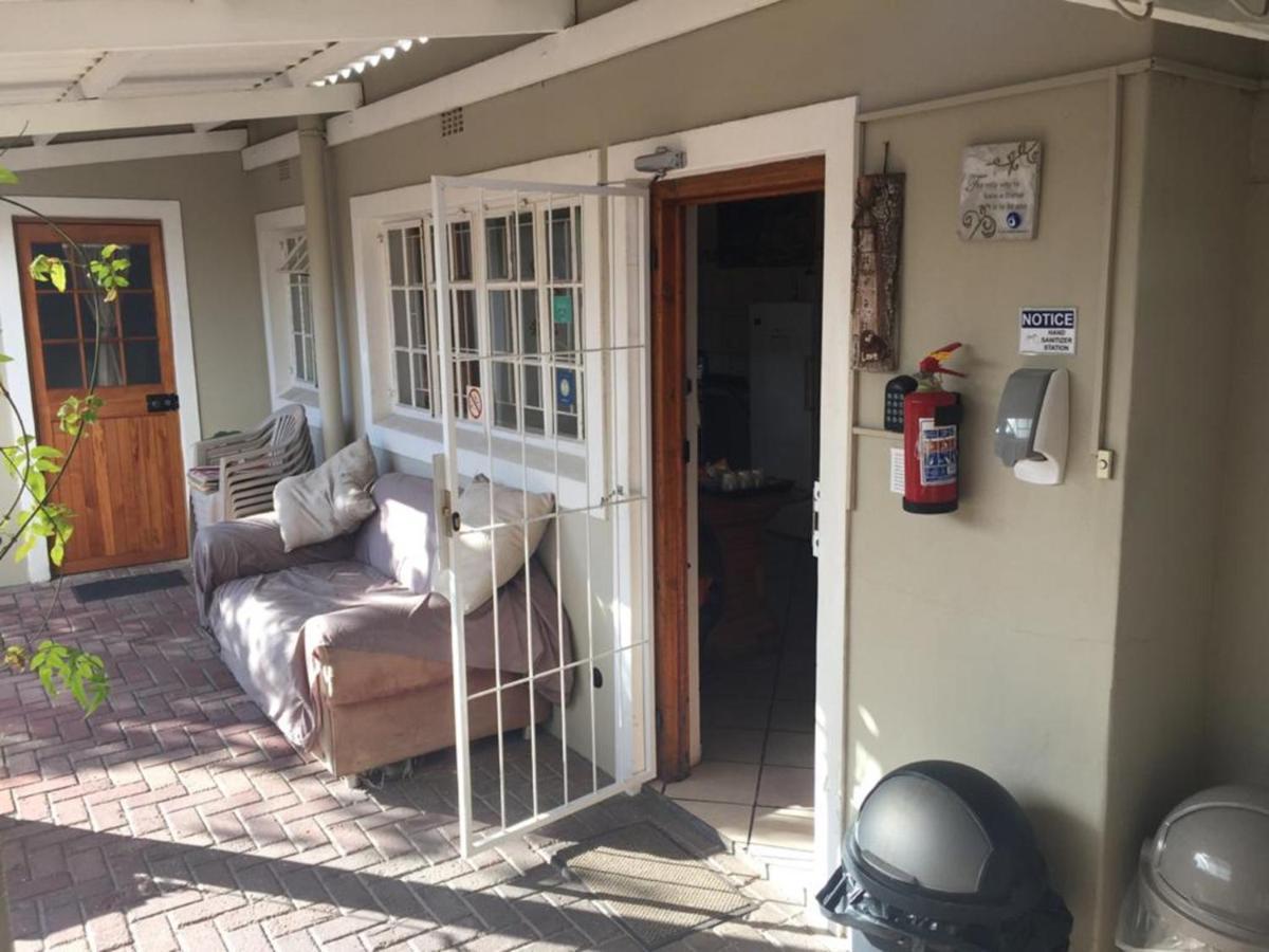 Jembjo'S Knysna Lodge & Backpackers Exteriör bild