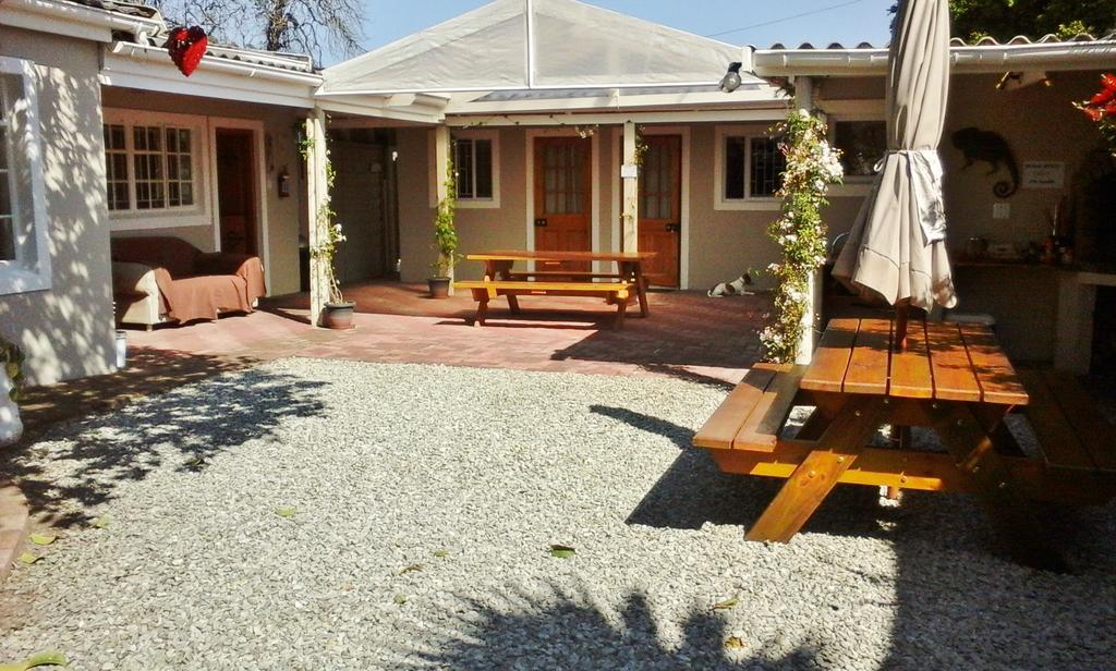 Jembjo'S Knysna Lodge & Backpackers Exteriör bild