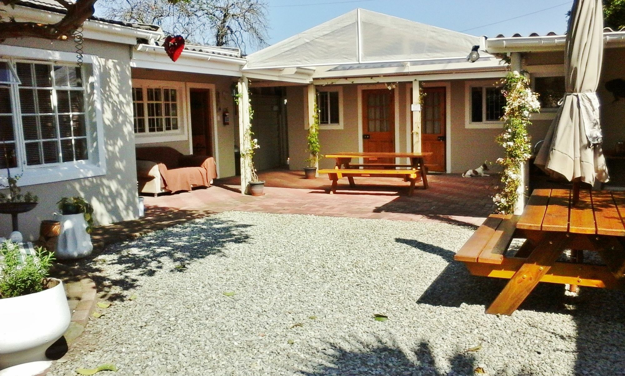 Jembjo'S Knysna Lodge & Backpackers Exteriör bild