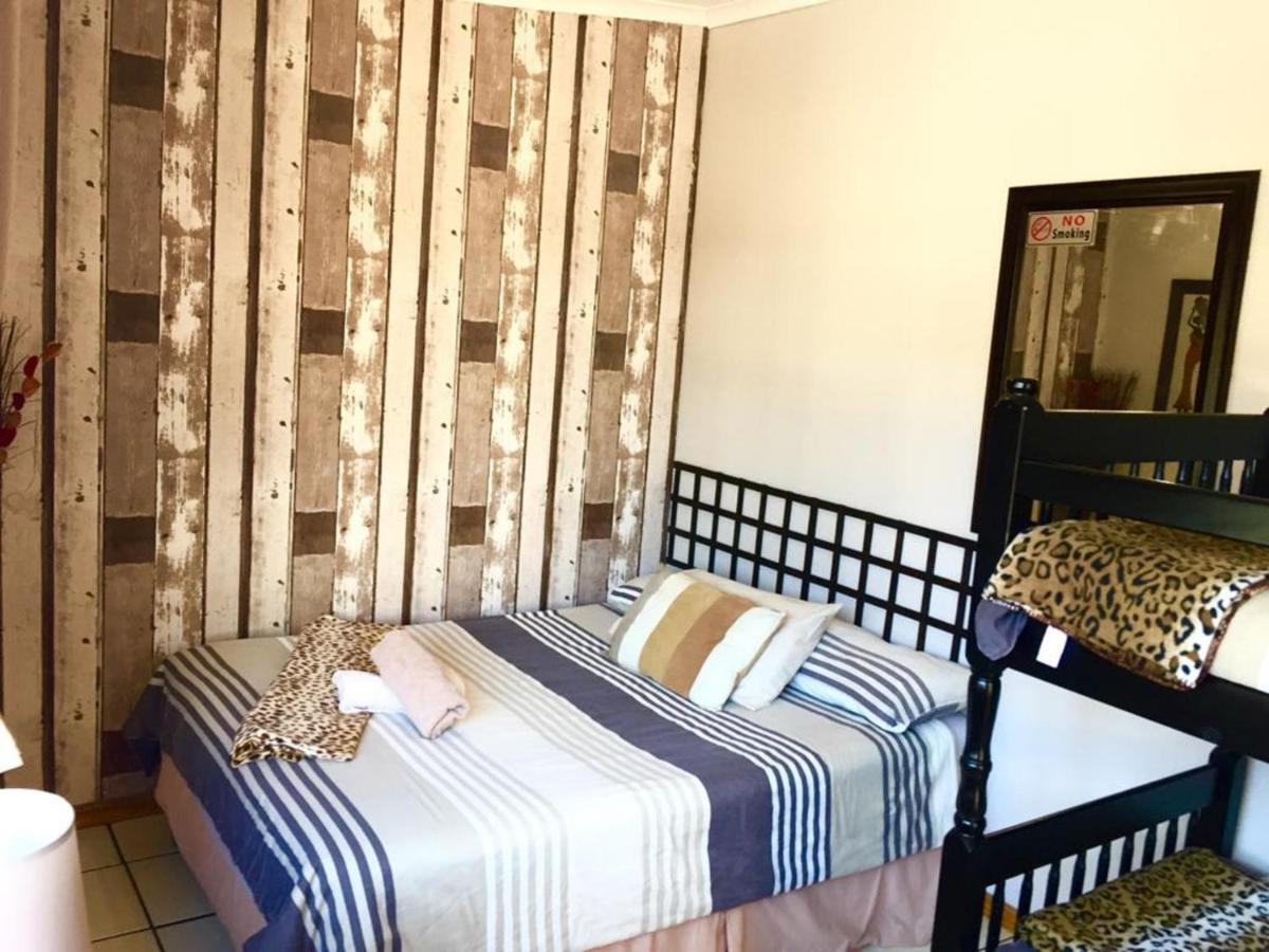 Jembjo'S Knysna Lodge & Backpackers Exteriör bild